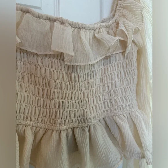 NWT En Saison Cropped Smocked Top Size L - Picture 5 of 6